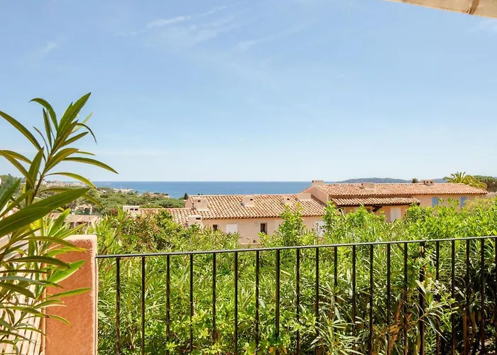 Le Domaine De La Croisette By Interhome Sainte-Maxime