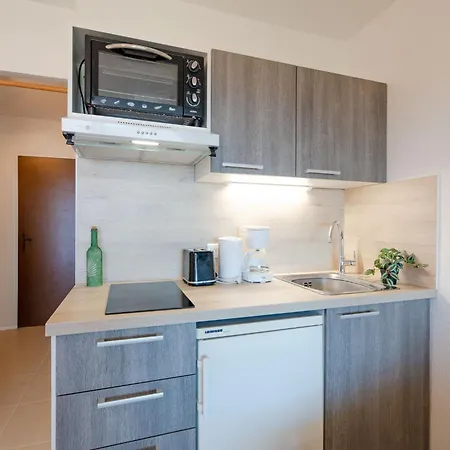 Daire Le Domaine De La Croisette By Interhome